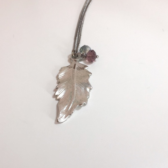 Bayfield Boutique Necklace - Picture 2 of 2